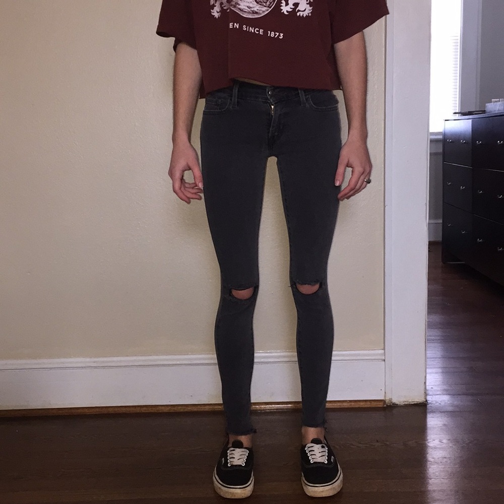 Faded Black Levi’s 710 Super Skinny Jeans